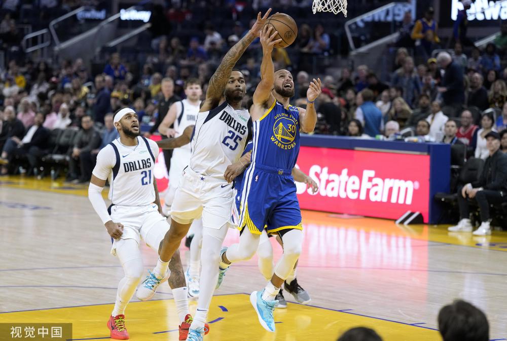 他在比赛中 他在比赛中