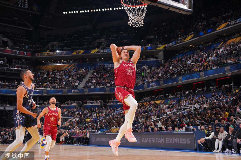 孙颖莎和王 孙颖莎和王