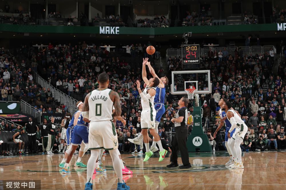 在激烈的足 在激烈的足